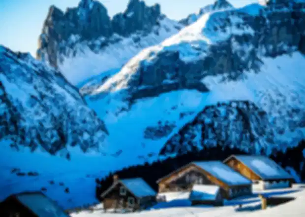 Swiss Alps Travel Guide: Best Places to Visit – Matterhorn, Jungfrau, Zermatt & Scenic Villages
