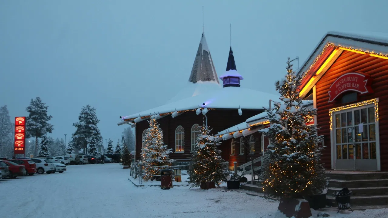 Santa Claus Village, Rovaniemi: Complete Travel Guide to Finland’s Magical Lapland
