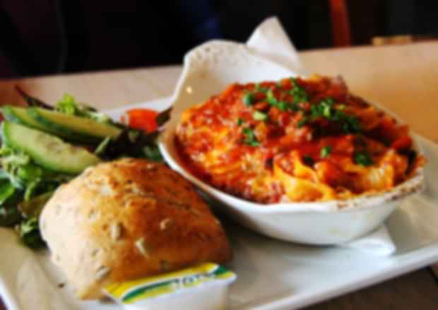 Vegetarian Food in Norway : Best Restaurants, Famous Dishes & Budget Eating Tips