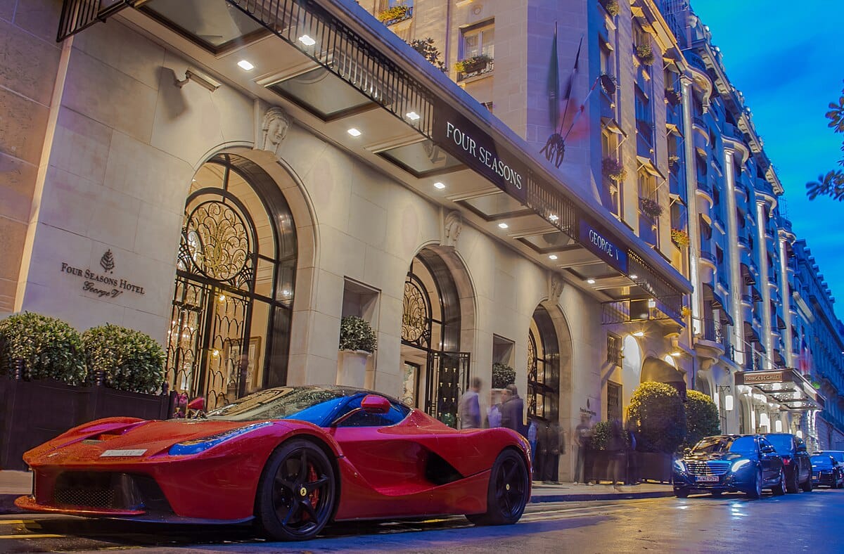 Top Luxury Hotels in Paris: Best 5-Star Stays for Elegance & Iconic Experiences