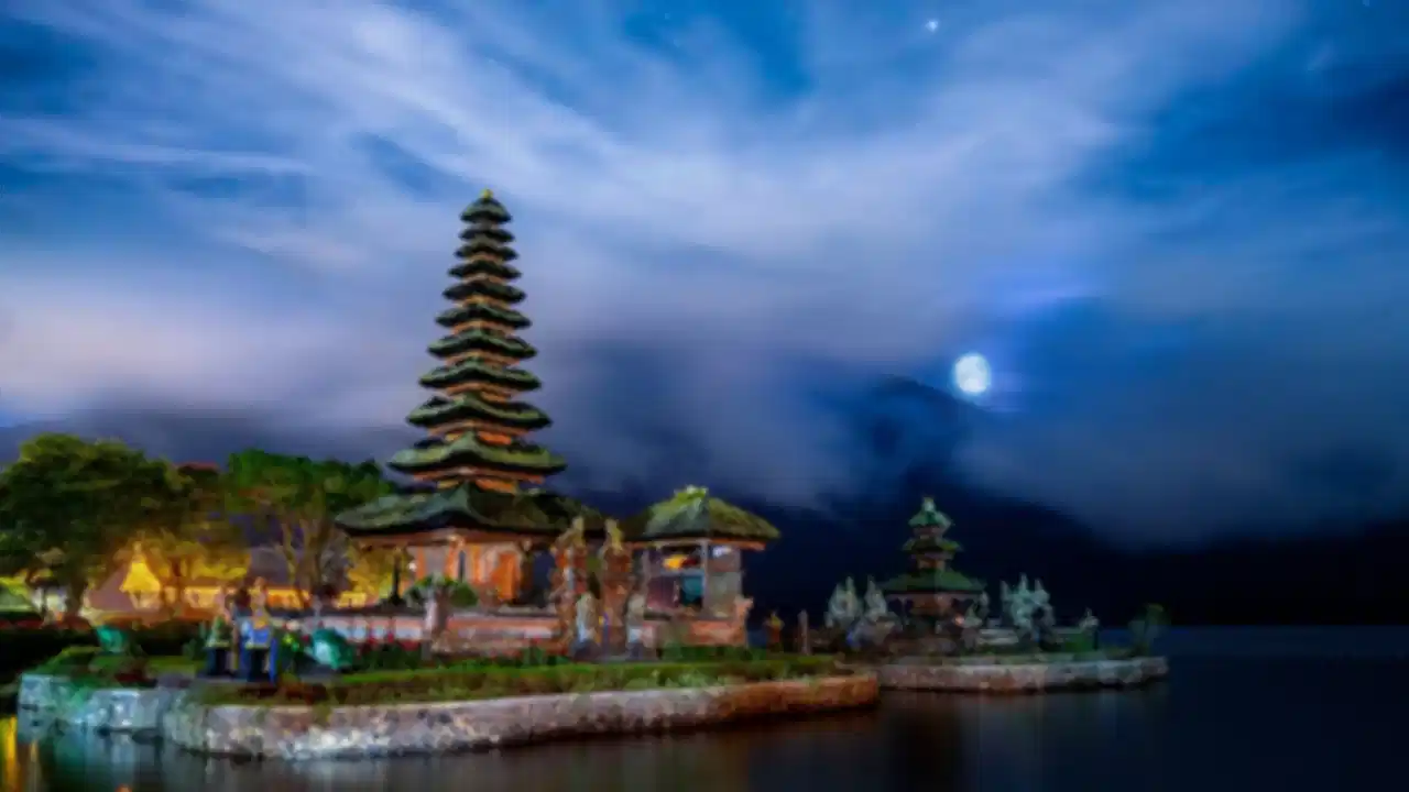 Top 11 Places to Visit in Bali in January for Couples & Honeymooners.