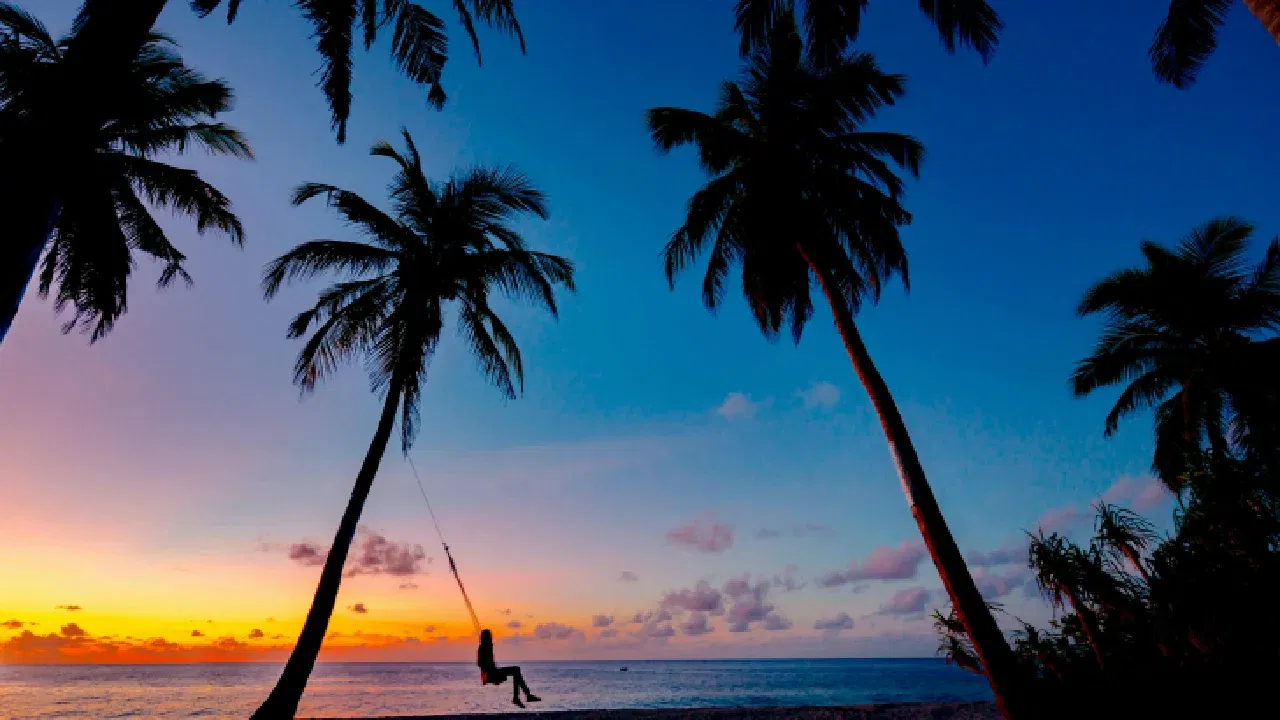 Is Hulhumalé Worth Staying? Budget Hotels, Beaches & Local Experiences