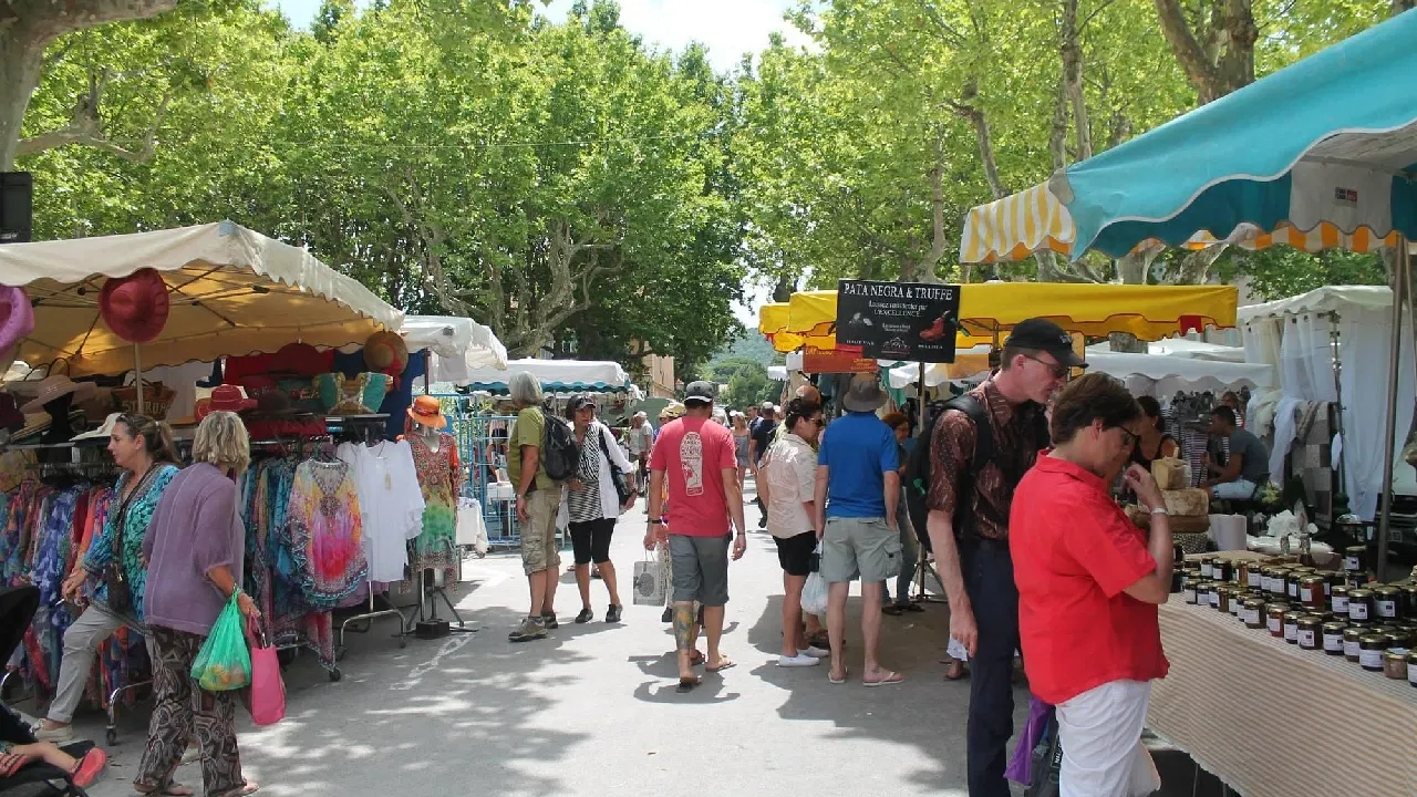 Place des Lices Market, Saint-Tropez