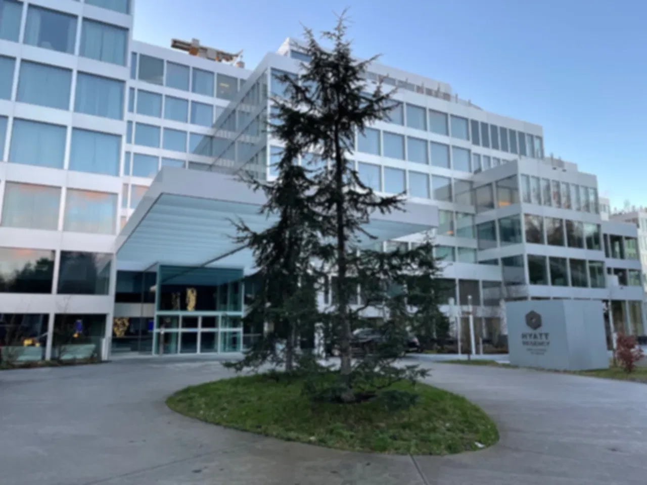 Hotels Near Male Airport 2026 – Transfers, Prices & Stays