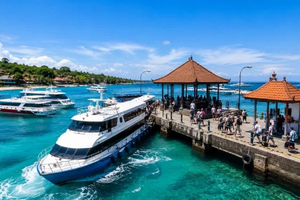 Learn where to borad your ferry to Nusa Penida